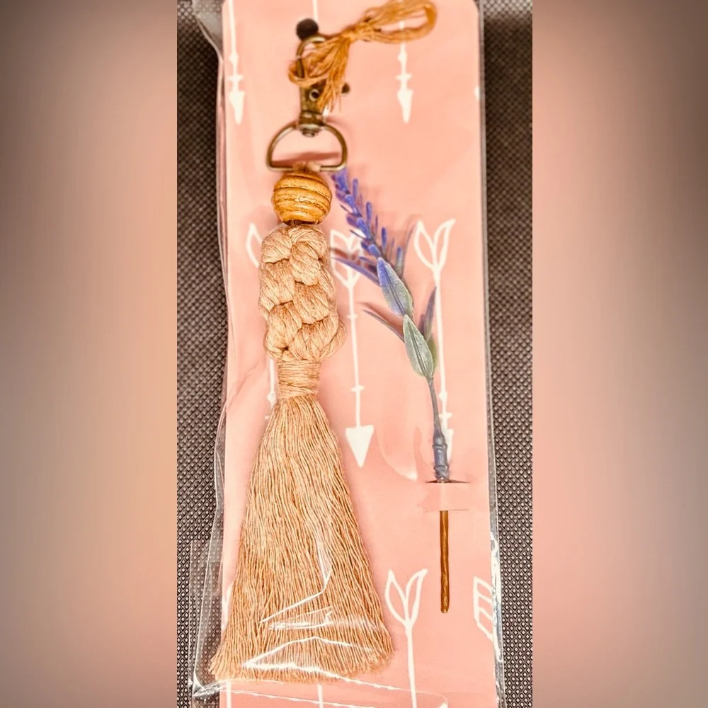 Rustic Red Macrame Keychain’s - Picture 3 of 6